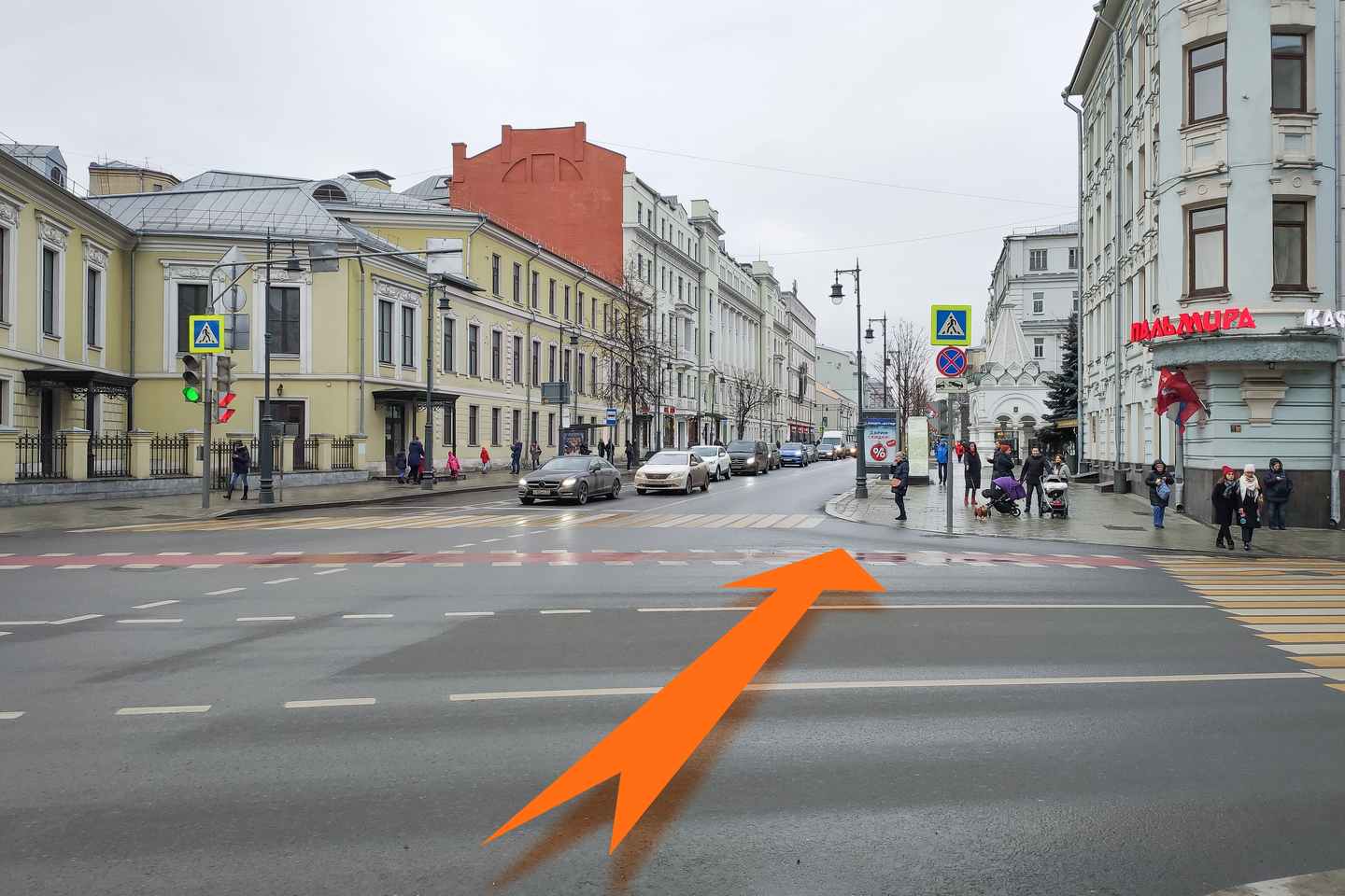 Переход через Страстной бульвар